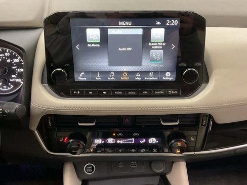 Used 2023 Nissan Rogue SL w/ SL Premium Package image 14