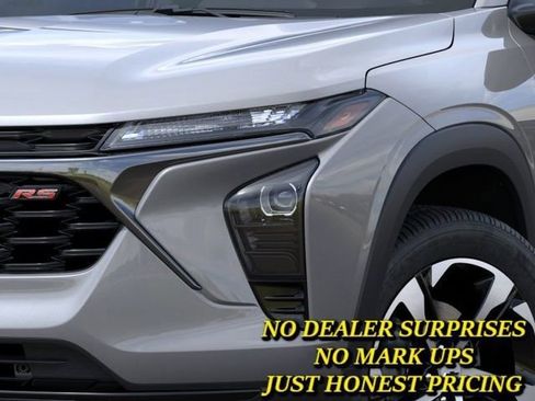 New 2026 Chevrolet Trax RS FWD image 10