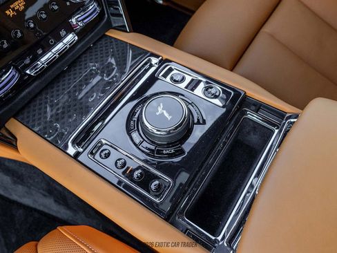 Used 2023 Rolls-Royce Cullinan Black Badge AWD/4WD image 74