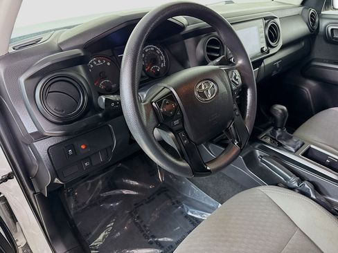Used 2022 Toyota Tacoma SR image 20