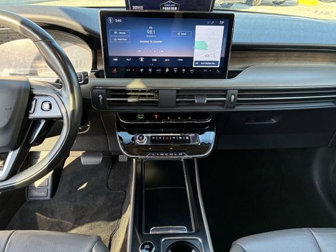 Used 2023 Lincoln Corsair Reserve w/ Equipment Group 201A image 25