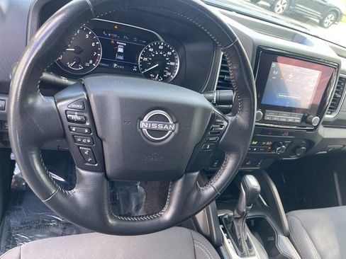 Used 2022 Nissan Frontier SV AWD/4WD image 24