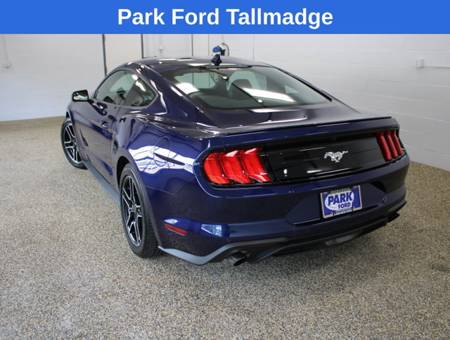 Used 2020 Ford Mustang Premium RWD image 3