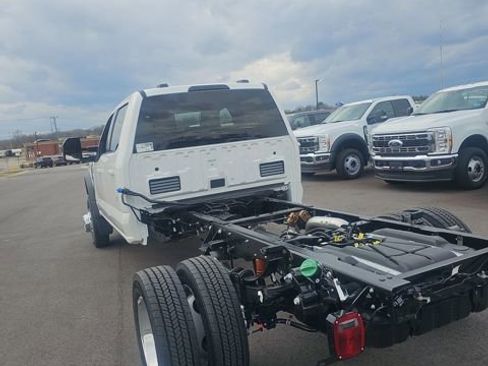 New 2026 Ford F450 Lariat image 2