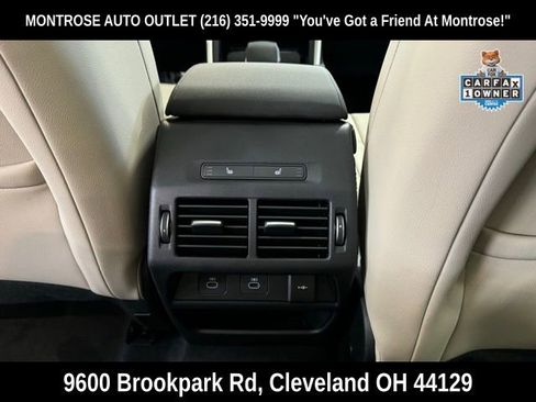 Used 2024 Land Rover Discovery Sport S image 26