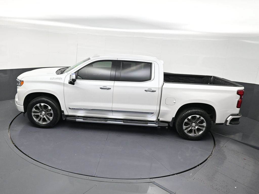 Used 2024 Chevrolet Silverado 1500 High Country AWD/4WD image 13