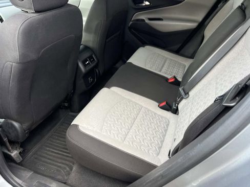 Used 2023 Chevrolet Equinox LS w/ LS Convenience Package image 10