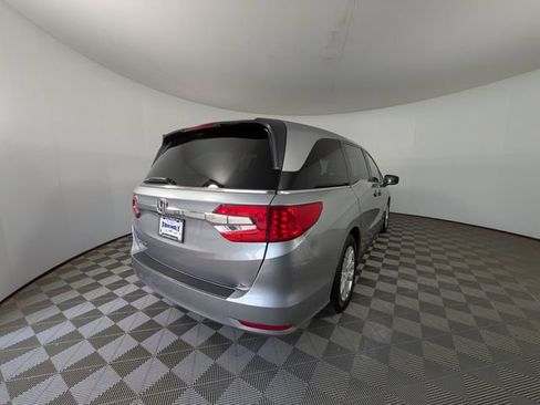 Used 2018 Honda Odyssey LX image 4
