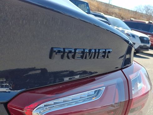 Used 2022 Chevrolet Malibu Premier image 31