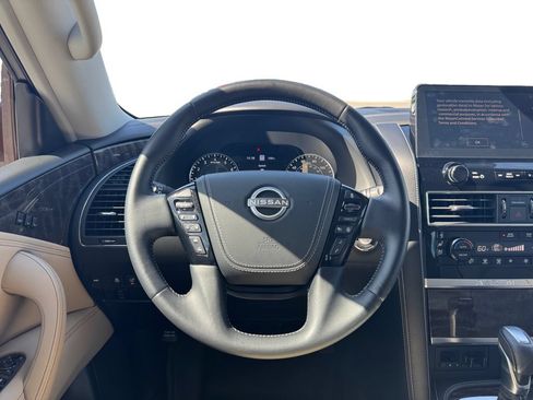 Used 2023 Nissan Armada Platinum w/ Captain's Chairs Package RWD image 12