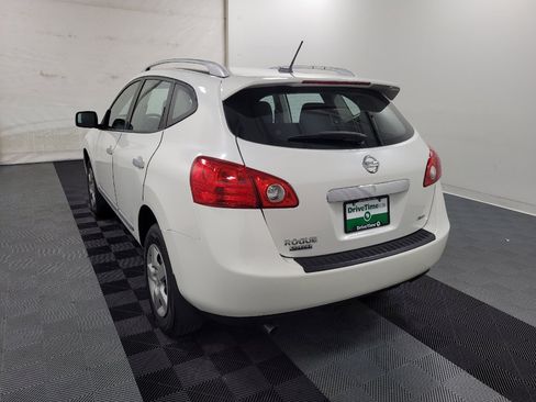 Used 2015 Nissan Rogue S w/ Convenience Package AWD/4WD image 5