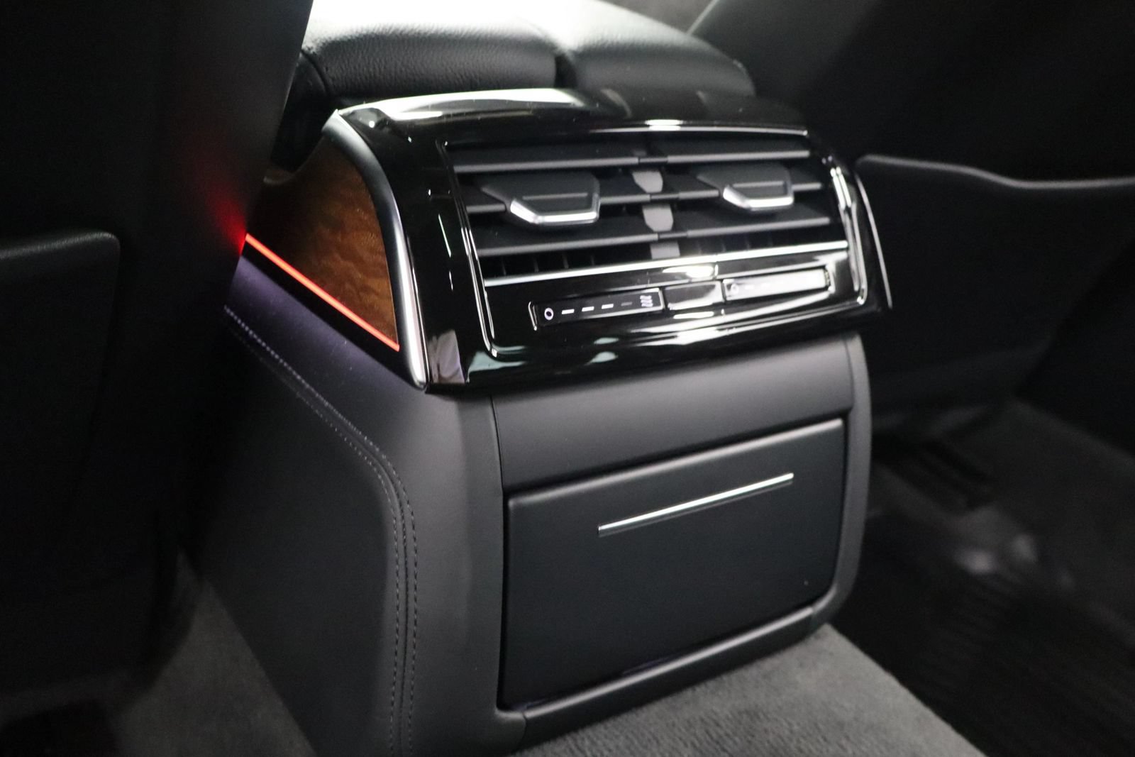 Used 2021 Audi A8 L 3.0T w/ Executive Plus Package AWD/4WD image 39
