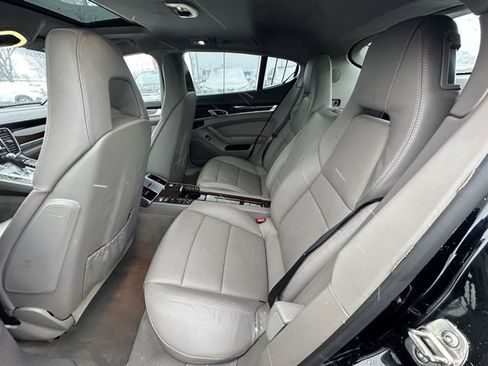 Used 2010 Porsche Panamera 4S image 29