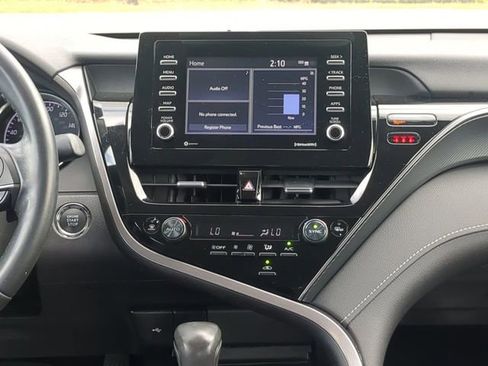 Certified 2023 Toyota Camry SE w/ Convenience Package image 17
