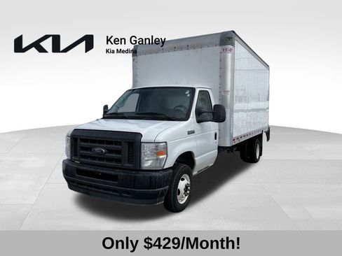 Used 2024 Ford E-450 and Econoline 450 Super Duty w/ Power Windows & Locks Group RWD image 1