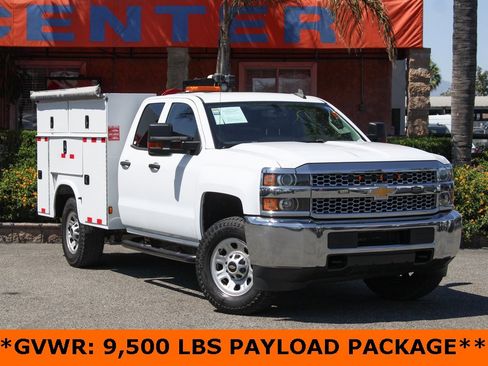Used 2019 Chevrolet Silverado 2500 W/T w/ WT Convenience Package image 2