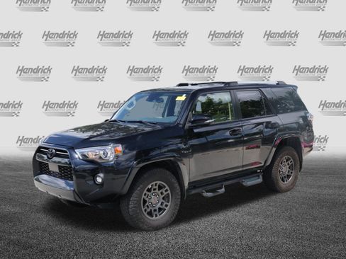 Used 2022 Toyota 4Runner SR5 Premium w/ Moonroof Package AWD/4WD image 5