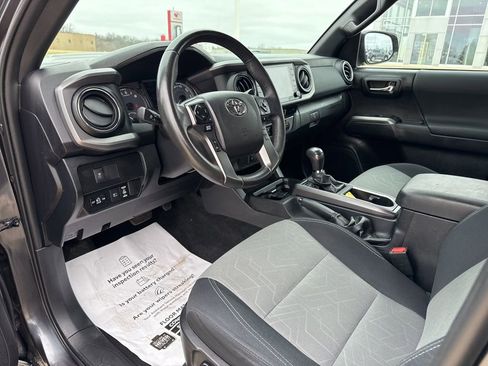 Certified 2021 Toyota Tacoma TRD Sport image 8