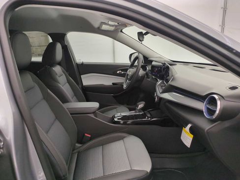 New 2026 Chevrolet Trax LT w/ Driver Confidence Package image 20