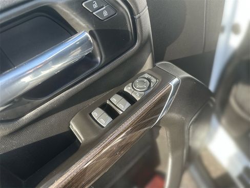 Used 2022 Chevrolet Silverado 2500 LT w/ Z71 Sport Edition image 16