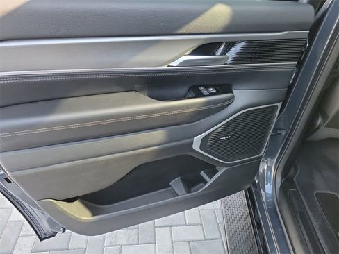 Used 2024 Jeep Wagoneer Series II image 22