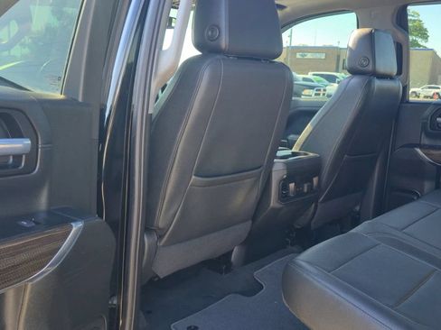 Used 2021 Chevrolet Silverado 1500 LT Trail Boss w/ Convenience Package II AWD/4WD image 25
