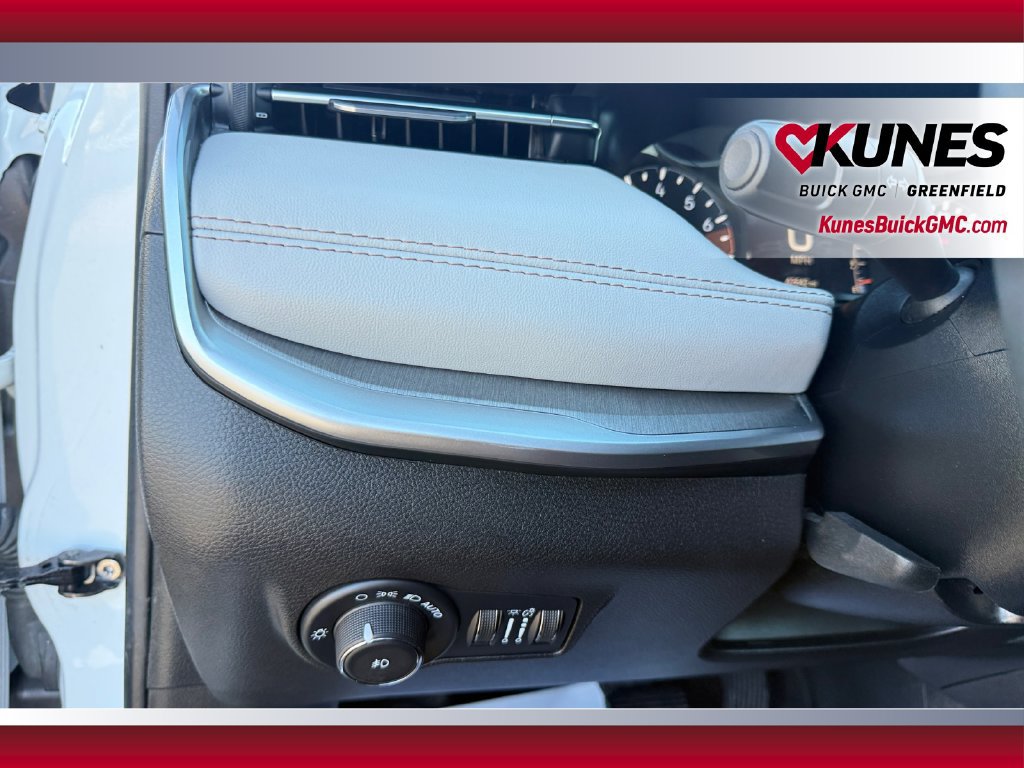 Used 2025 Jeep Compass Limited AWD/4WD image 26