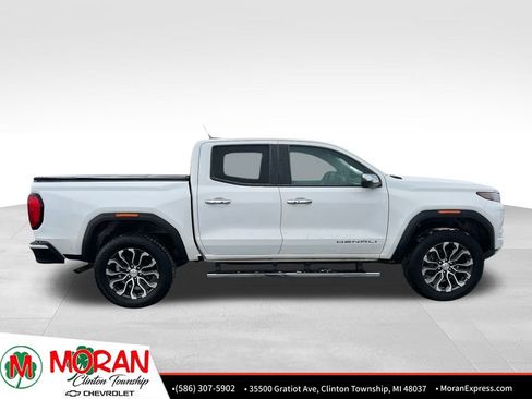 Certified 2024 GMC Canyon Denali image 8
