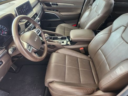 Used 2022 Kia Telluride SX FWD image 9