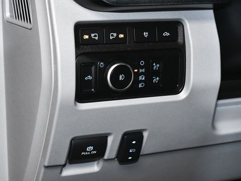 Used 2024 Ford F250 Limited image 24