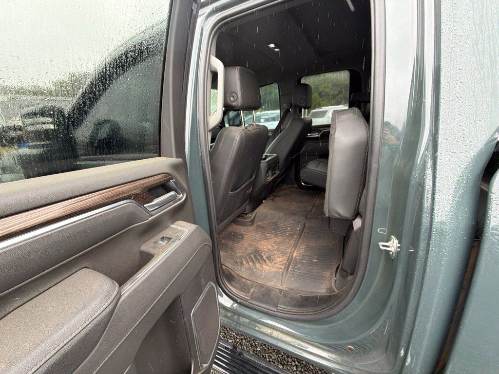 Used 2025 Chevrolet Silverado 2500 LT w/ All Star Edition AWD/4WD image 14
