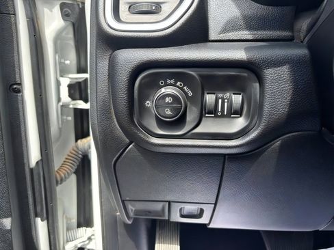 Used 2021 RAM 3500 Laramie w/ Night Edition AWD/4WD image 30