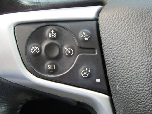 Used 2022 GMC Terrain SLT w/ LPO, Floor Liner Package AWD/4WD image 18
