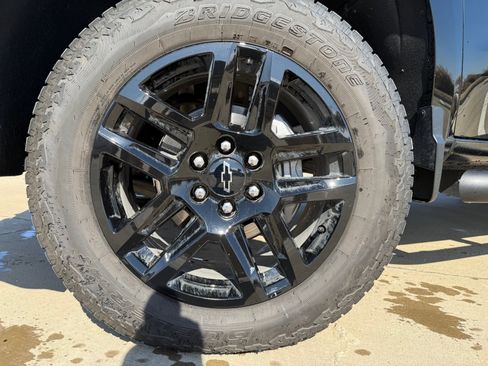 Used 2026 Chevrolet Silverado 1500 LT Trail Boss w/ Safety Package image 12