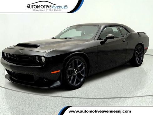 Used 2020 Dodge Challenger R/T w/ Blacktop Package RWD image 1