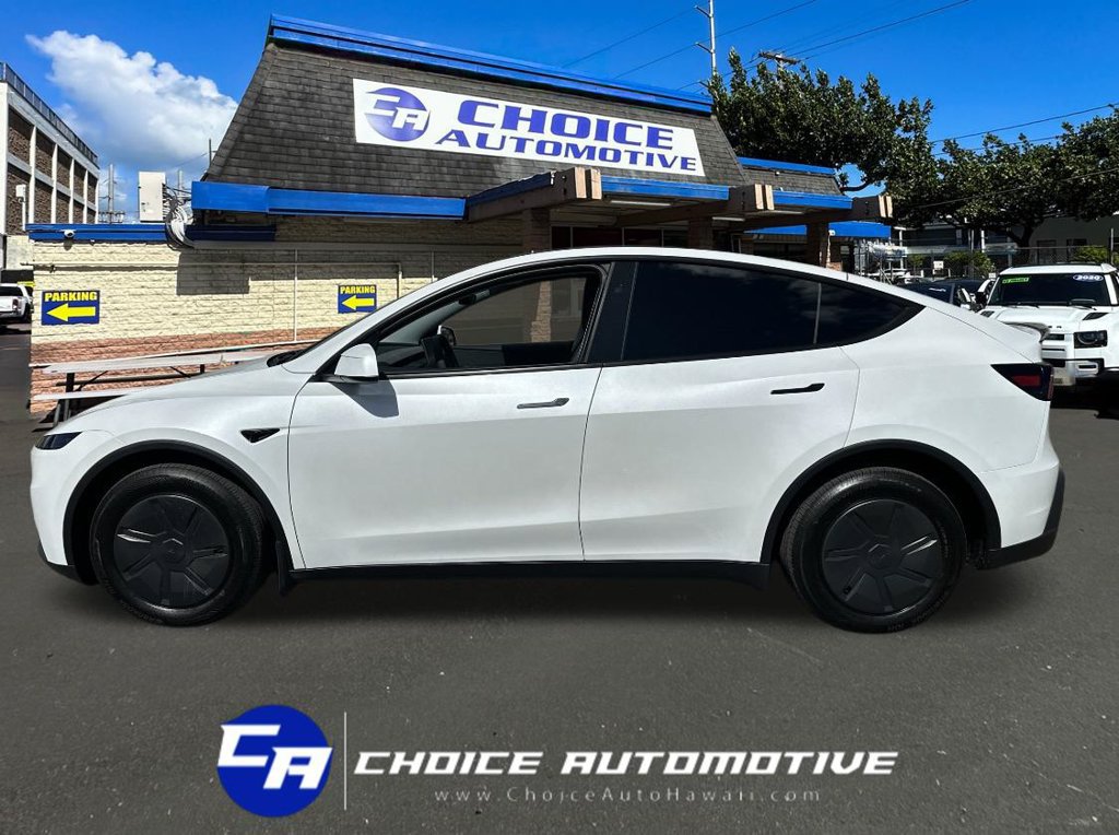 Used 2026 Tesla Model Y Long Range AWD/4WD image 3