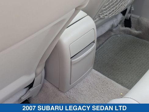Used 2007 Subaru Legacy 2.5i Limited AWD/4WD image 29
