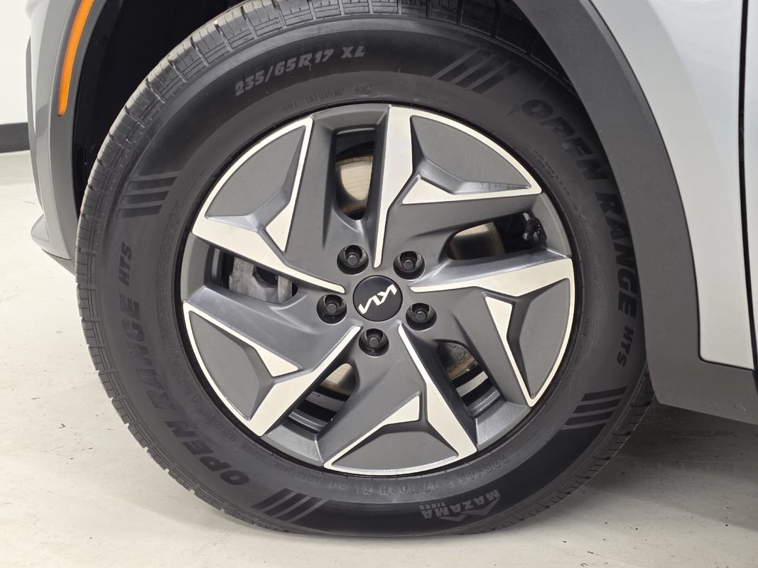 Used 2022 Kia Sorento S AWD/4WD image 41