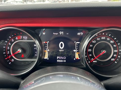 Used 2021 Jeep Wrangler Unlimited Rubicon image 18