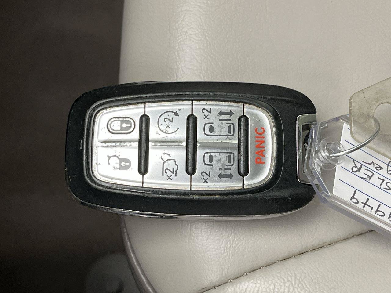 Used 2021 Chrysler Voyager Lxi FWD image 23