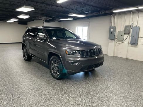 Used 2021 Jeep Grand Cherokee Limited w/ Quick Order Package 2GK 80th AWD/4WD image 4