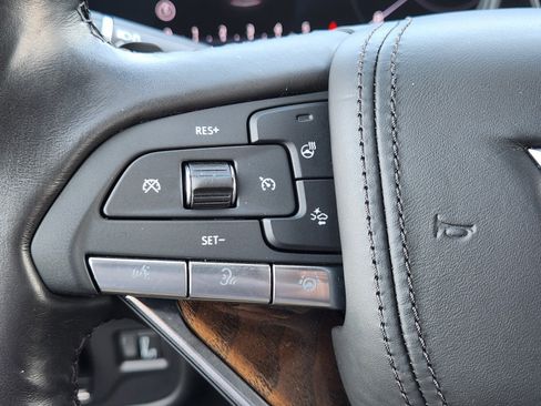 Used 2023 Cadillac Escalade Sport Platinum w/ LPO, ONYX Package AWD/4WD image 25