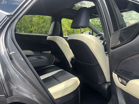 Used 2022 Lexus NX 350h AWD image 21