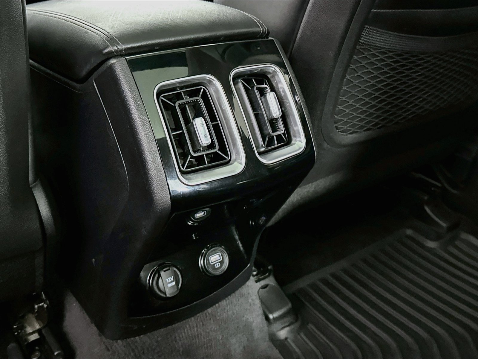 Used 2022 Kia Sorento SX AWD/4WD image 27