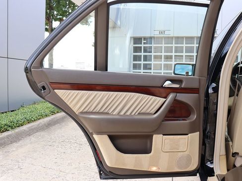 Used 1995 Mercedes-Benz S 320 S Class image 35