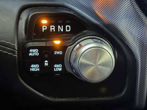 Used 2021 RAM 1500 Limited AWD/4WD image 17
