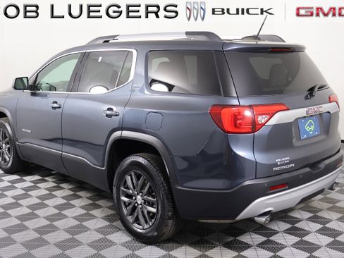 Certified 2019 GMC Acadia SLT image 5