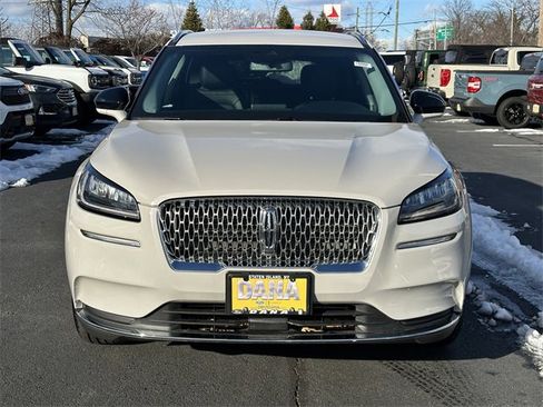 Certified 2022 Lincoln Corsair AWD w/ Equipment Group 101A image 2