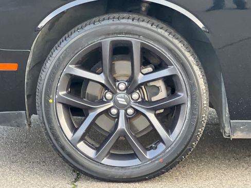 Used 2021 Dodge Challenger SXT w/ Blacktop Package image 28