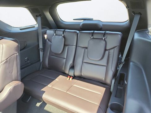New 2027 Ford Explorer Platinum w/ LUX Leather Package AWD/4WD image 26